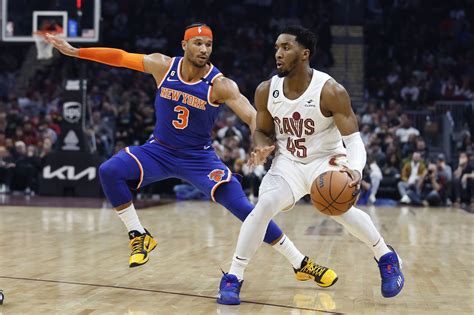 Knicks roll over Cavaliers, win first-round series in five games and advance in playoffs for first time in a decade